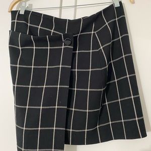 Anne Taylor black skirt with white check